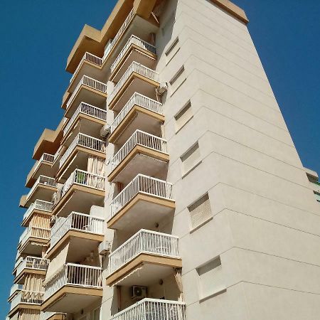 Apartamentos Gandia Grau Y Playa 3000 Luaran gambar