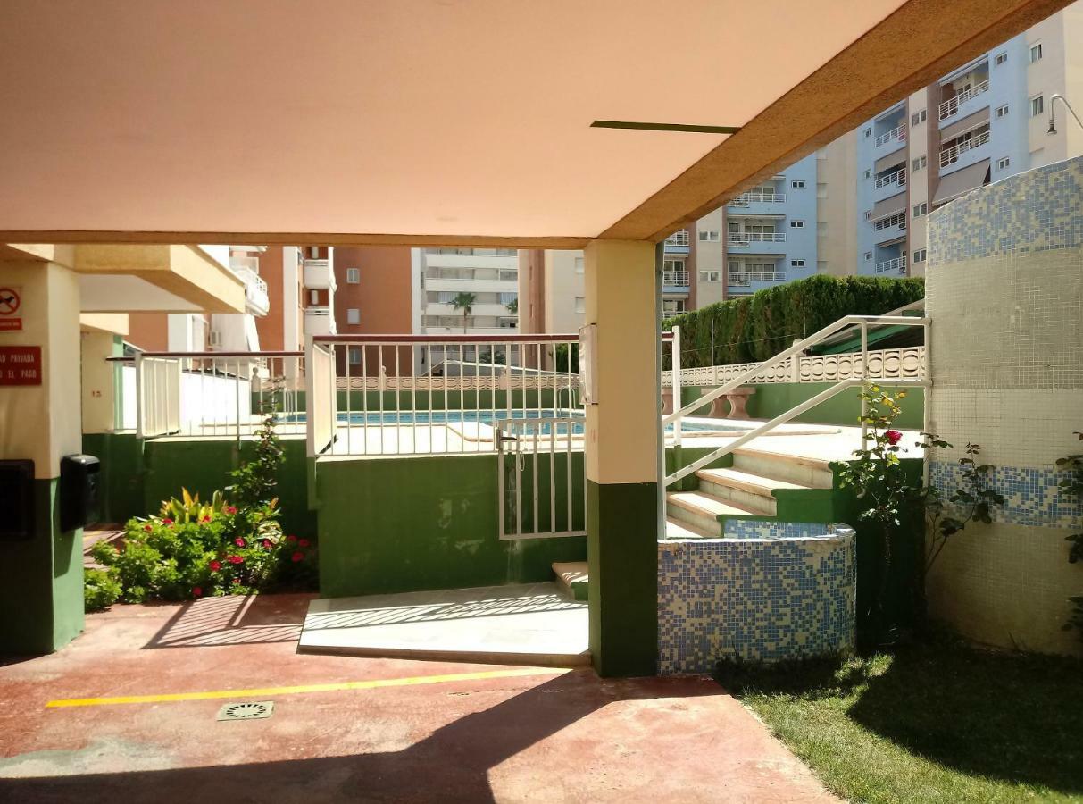 Apartamentos Gandia Grau Y Playa 3000 Luaran gambar