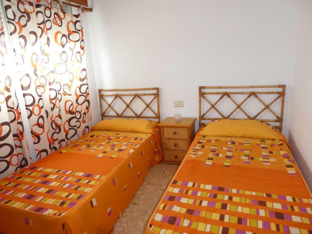 Apartamentos Gandia Grau Y Playa 3000 Luaran gambar