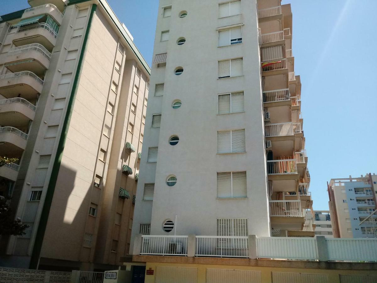 Apartamentos Gandia Grau Y Playa 3000 Luaran gambar