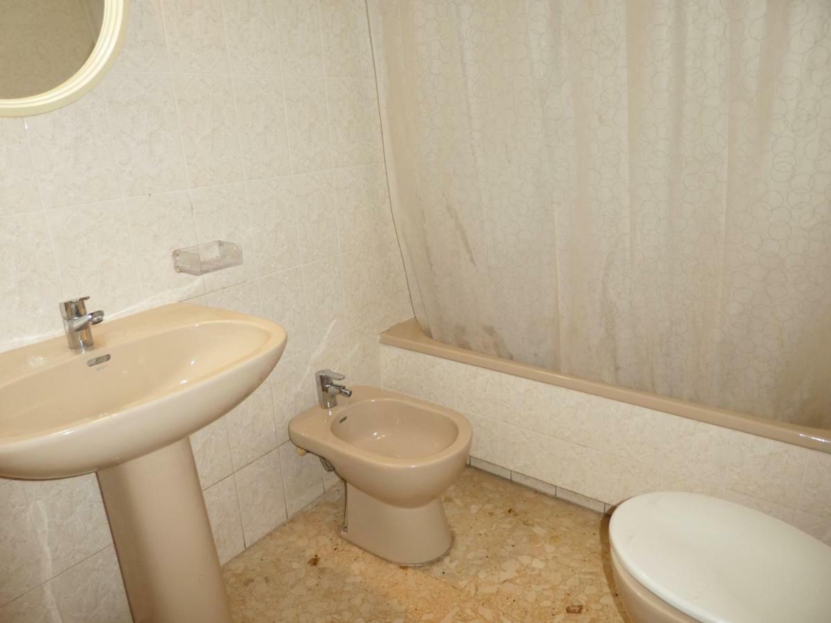 Apartamentos Gandia Grau Y Playa 3000 Luaran gambar