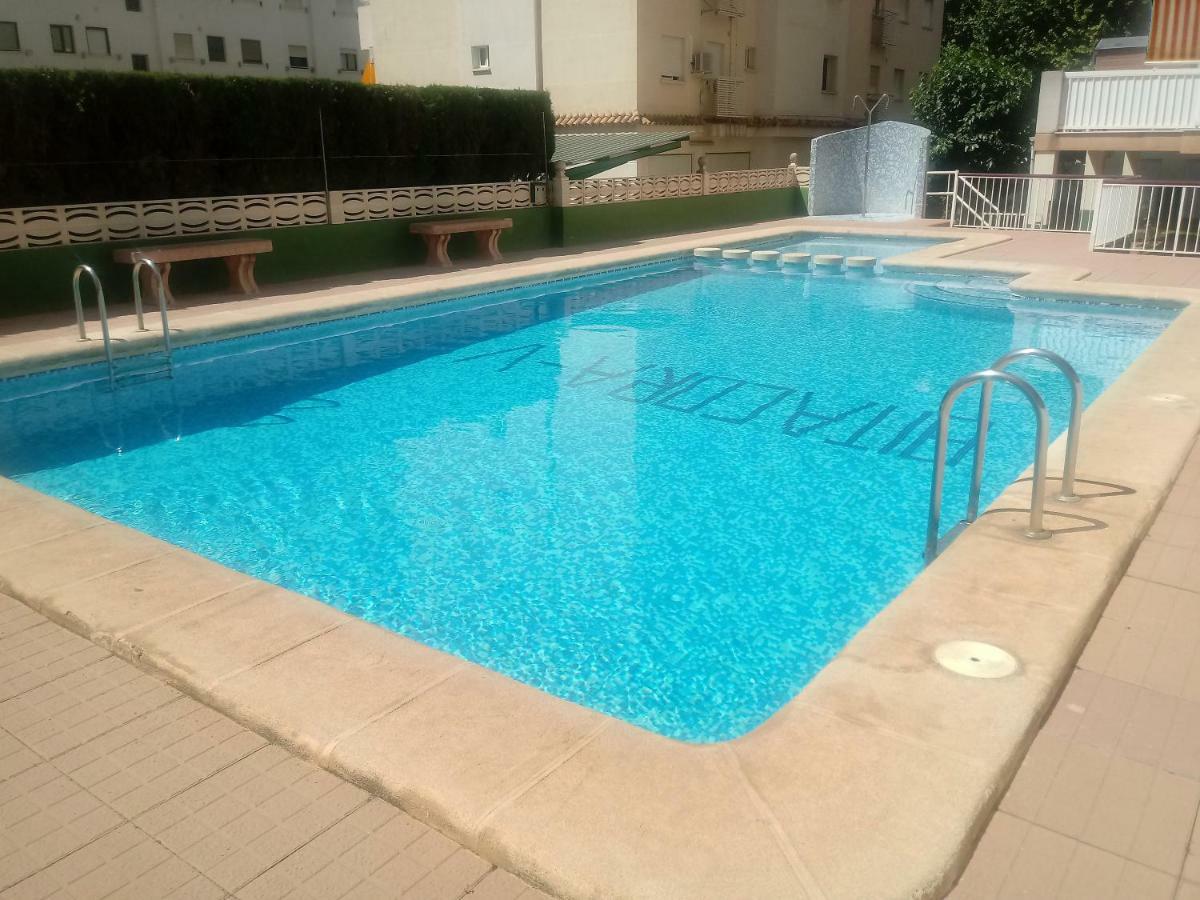 Apartamentos Gandia Grau Y Playa 3000 Luaran gambar