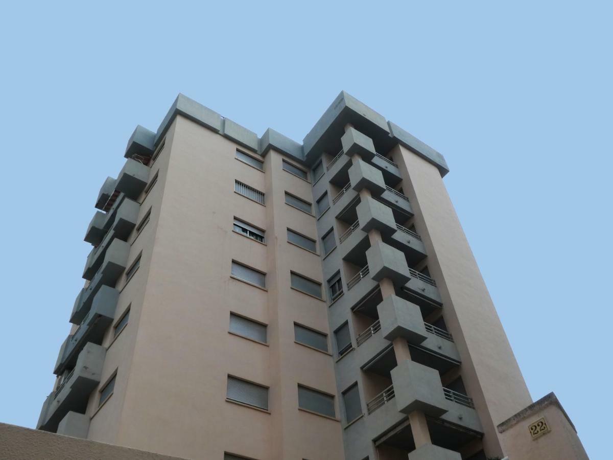 Apartamentos Gandia Grau Y Playa 3000 Luaran gambar